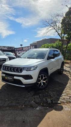 JEEP COMPASS 1.3 T270 TURBO FLEX LONGITUDE AT6 JEEP COMPASS 1.3 T270 TURBO FLEX LONGITUDE AT6